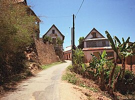 Weg zum Königspalast in Ambohimanga