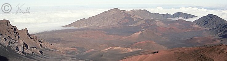 morgendlicher Blick in den Krater des Haleakala