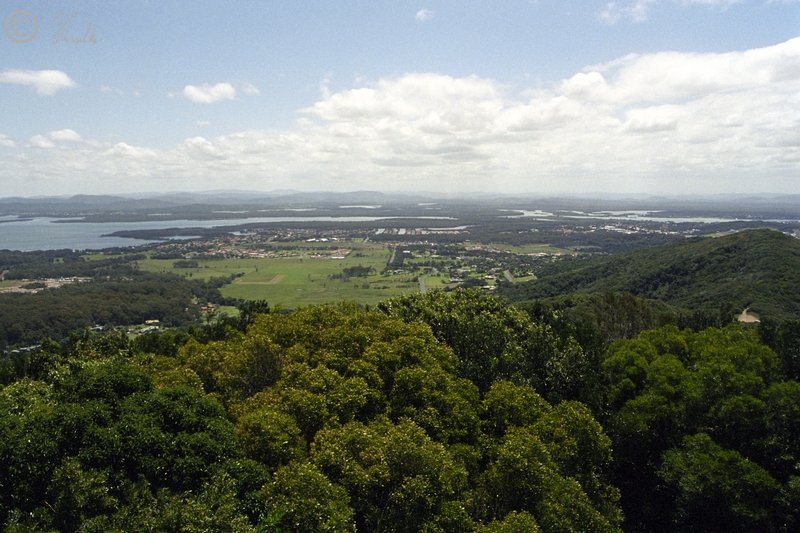 Blick vom Cape Hawke Lookout über die Seen im Hinterland