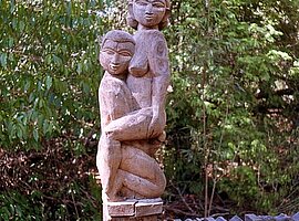 erotische Figur auf Sakalava-Grab im Camp des Kirindi Forest
