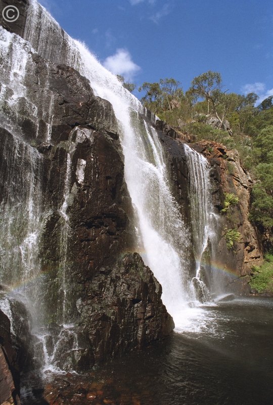 Mc. Kensey Falls  mit Regenbogeneffekt